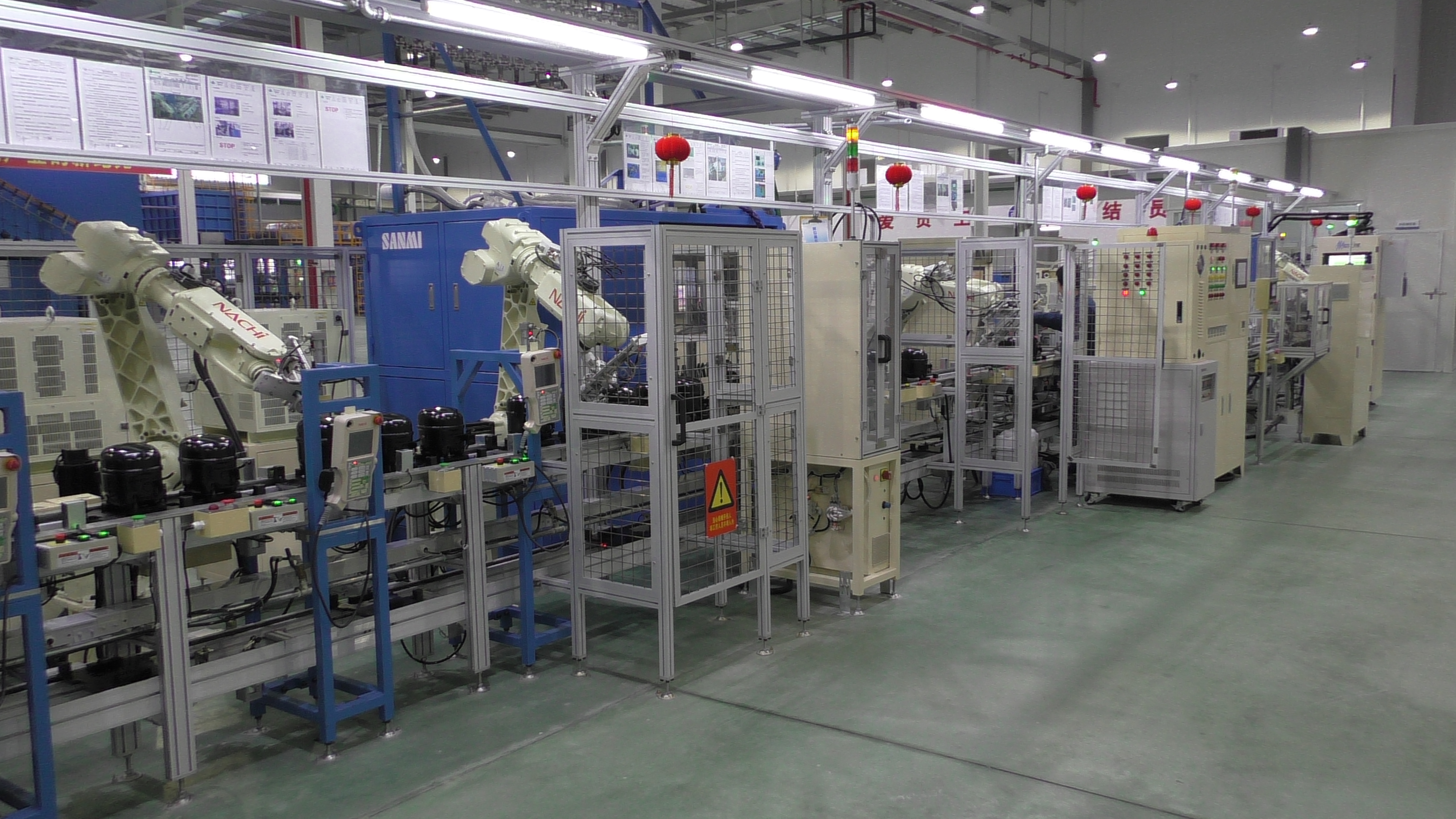 M1030013.JPG 冰箱压缩机成品线